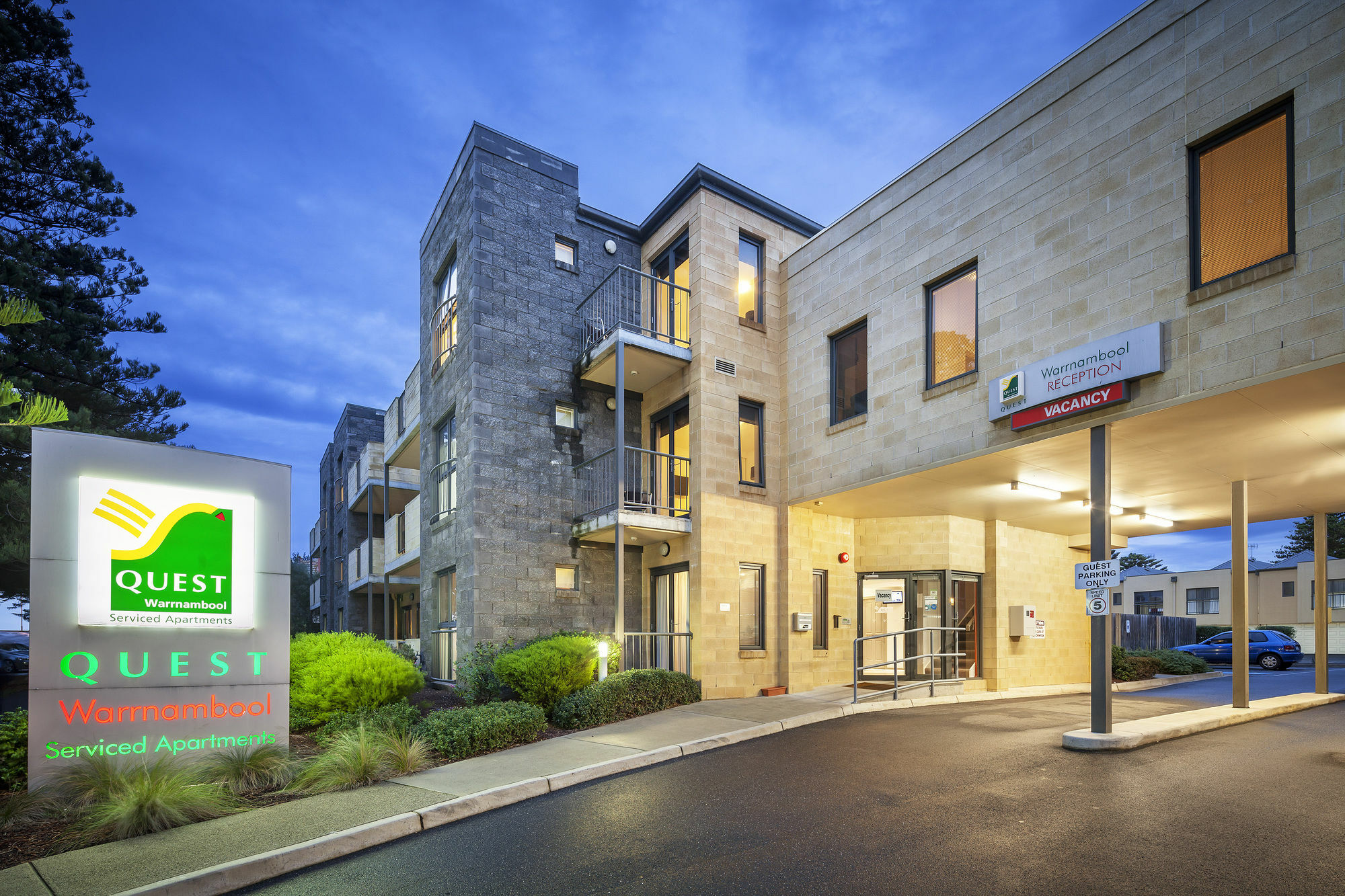 Quest Warrnambool Aparthotel Exteriör bild
